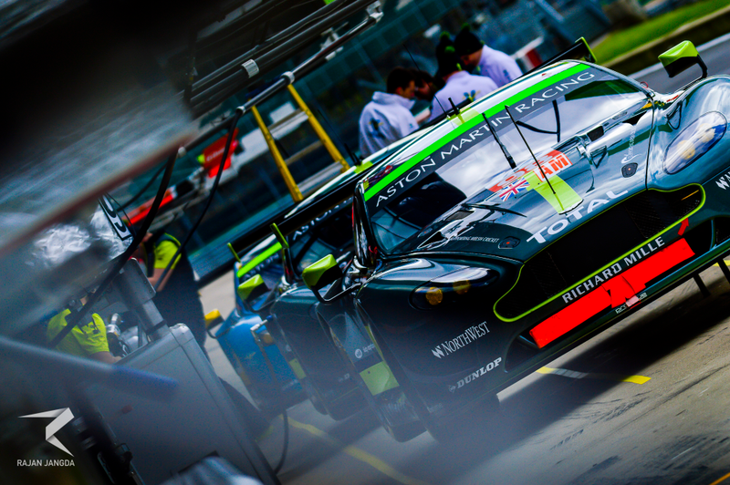Illustration for article titled Your Ridiculously Awesome Porsche 911 RSR Wallpaper Is Here